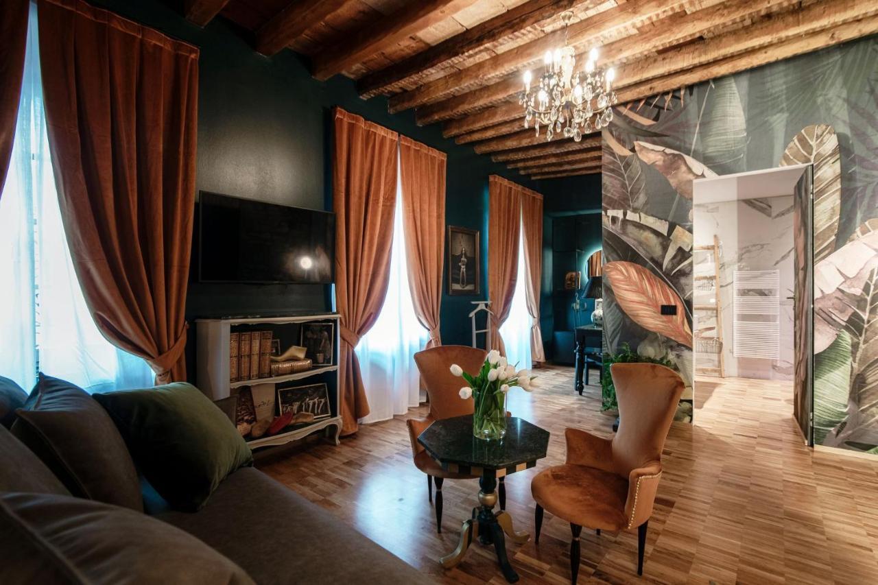 Aurum - Como Luxury Suites Exteriör bild