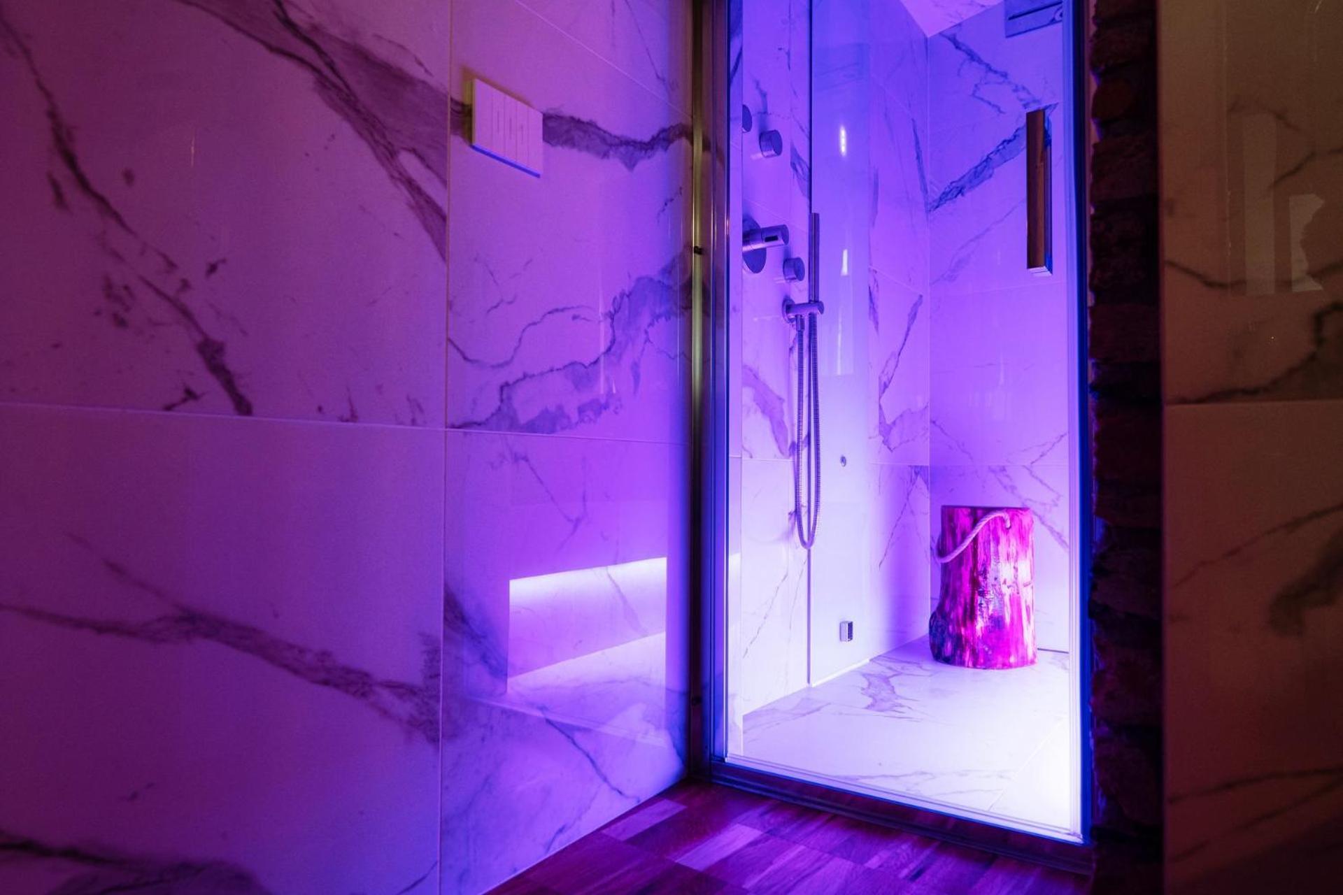 Aurum - Como Luxury Suites Rum bild