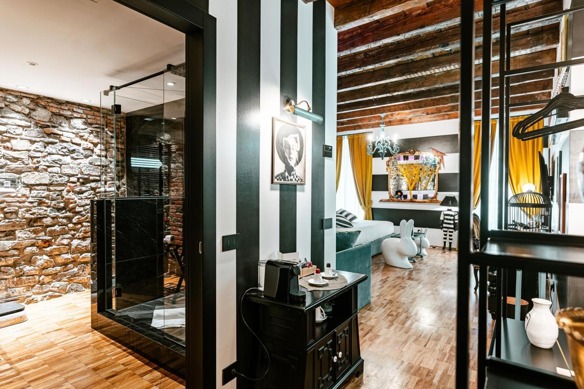 Aurum - Como Luxury Suites Rum bild